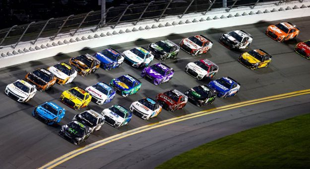 Nascar 2024 Cup Series Round 24 – Závod (FireKeepers Casino 400)